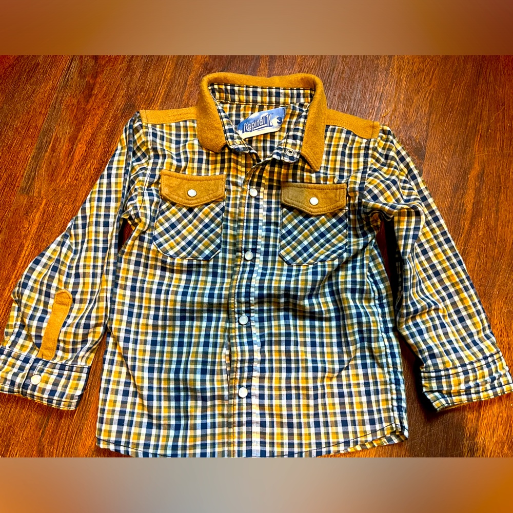 2 button/snap 3T shirts